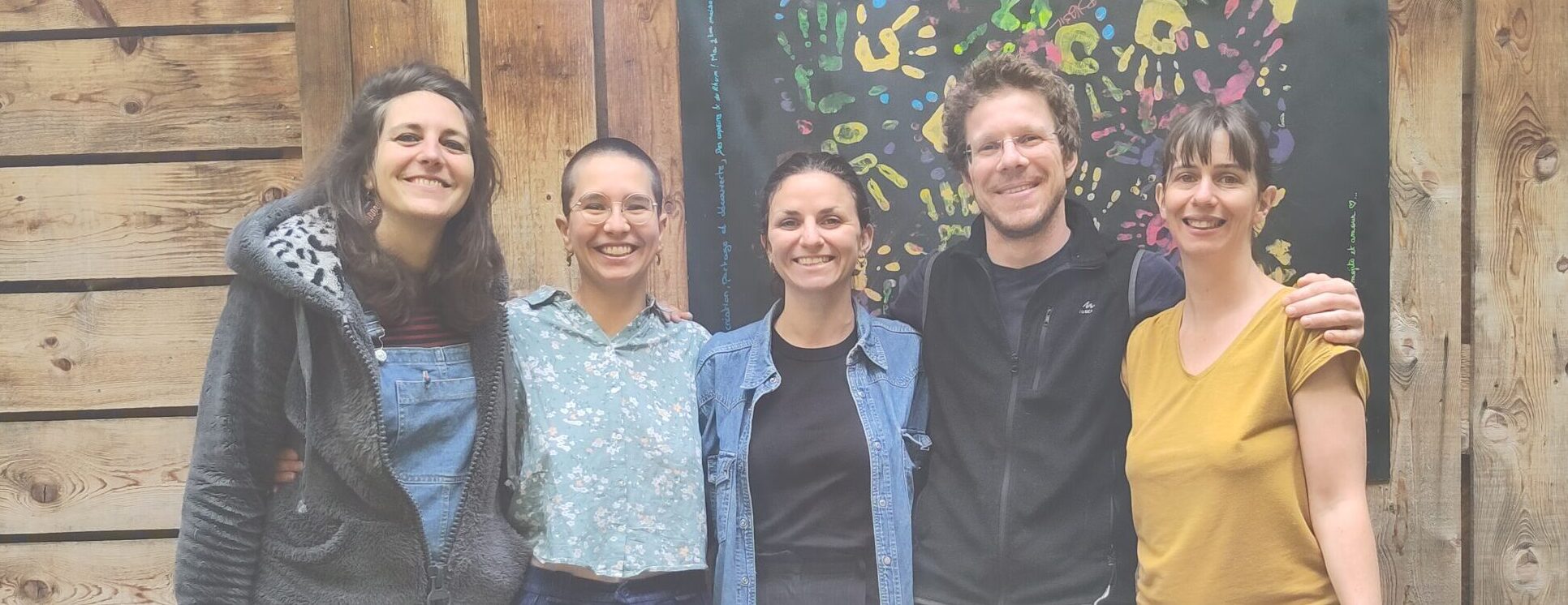 De gauche à droite : Léa, Julie, Irène, Florent, Lise